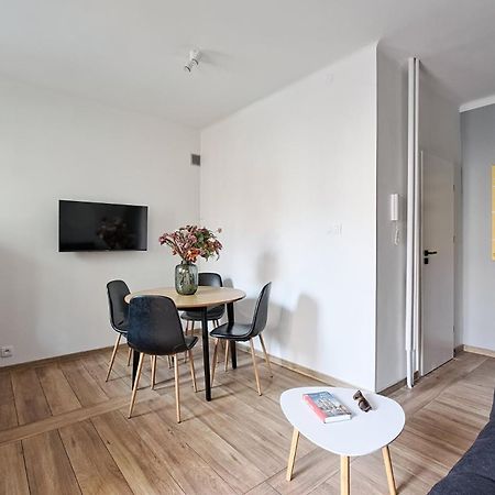 Modern And Cozy - City Center - Dobra 27 ワルシャワ エクステリア 写真